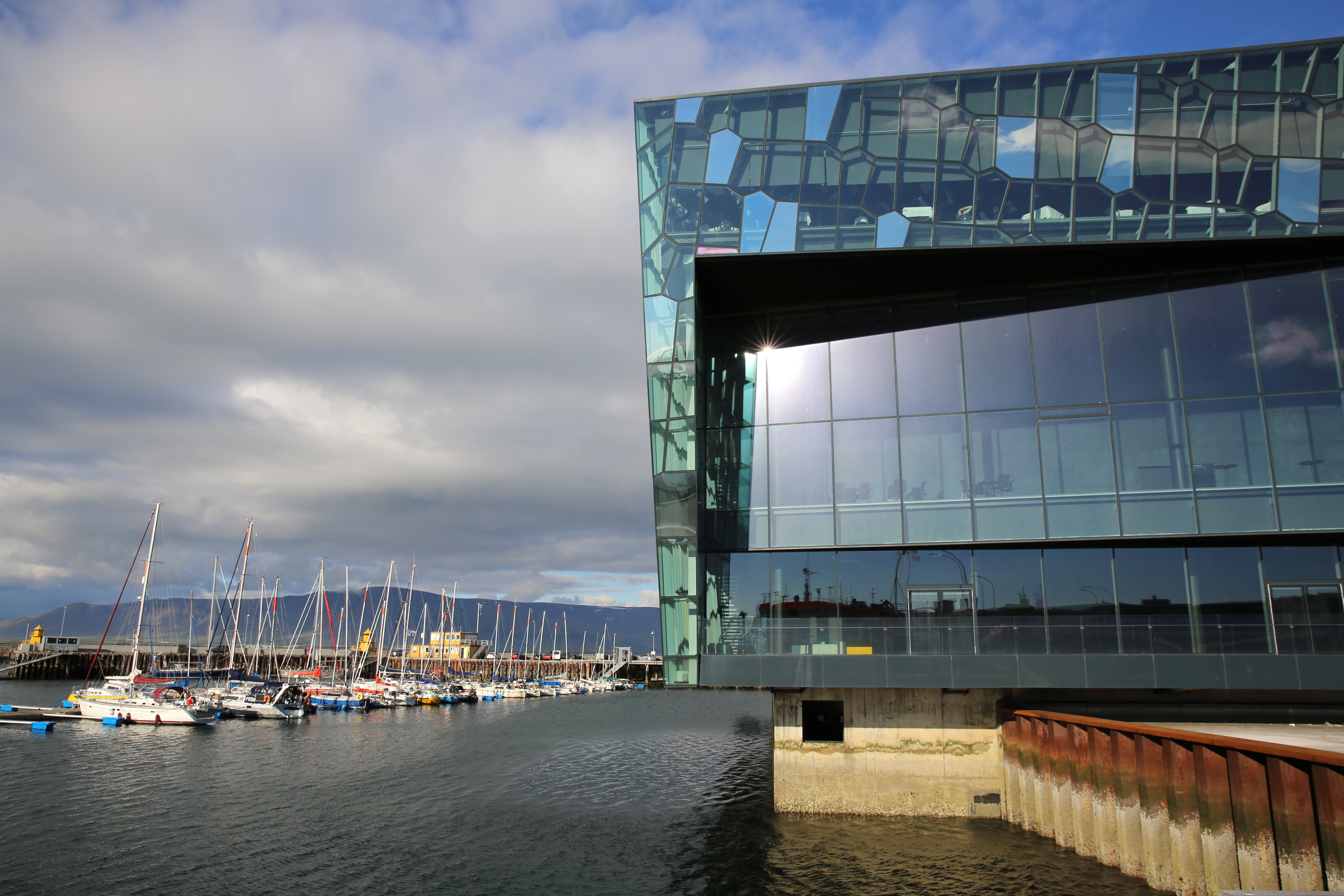 Harpa Concert Hall © Bernhard Richter