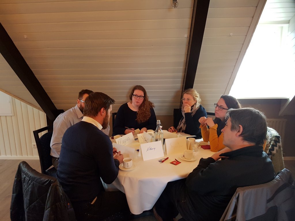 Borð 6: Björn, Magnús, Vera, Vilborg, Nína og Sigurður