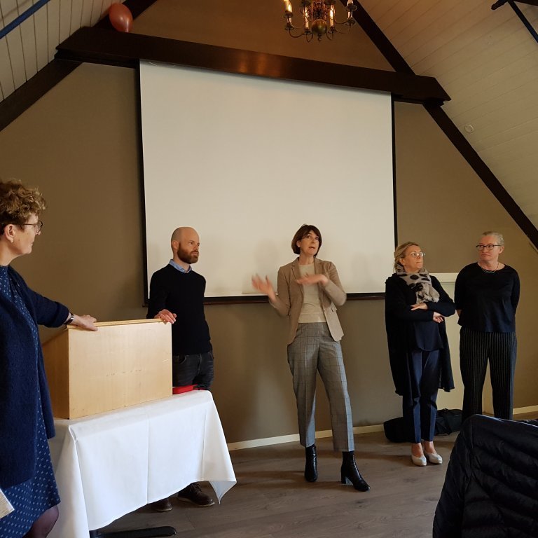 Sigrún Stefánsdóttir, fundarstjóri, Gunnar Þór Jóhannesson, HÍ, Gunnþóra Ólafsdóttir, Ferðamálastofu, Vilborg Júlíusdóttir, SAF og Guðrún Þóra Gunnarsdóttir, RMF í pallborði.