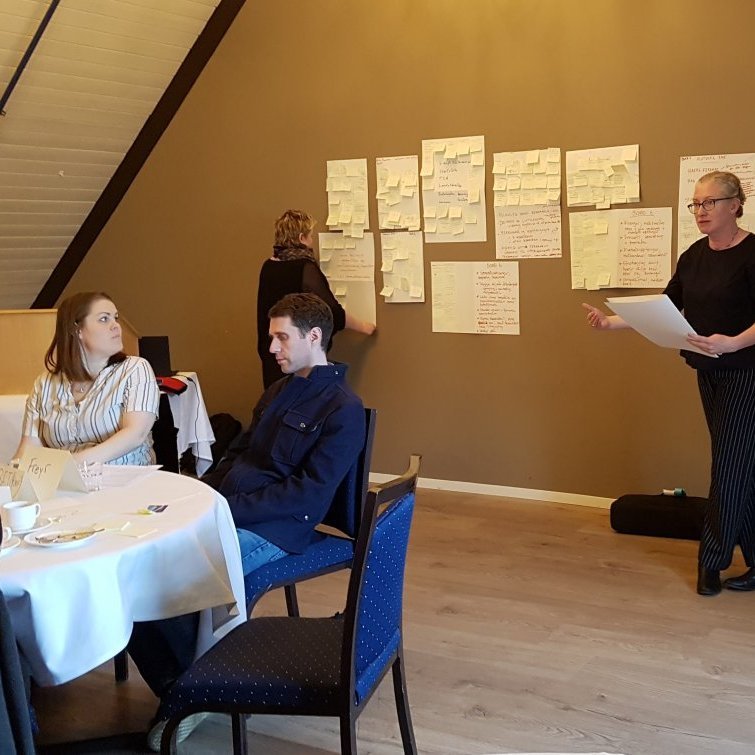 Guðrún Þóra kynnir niðurstöður frá borði 1