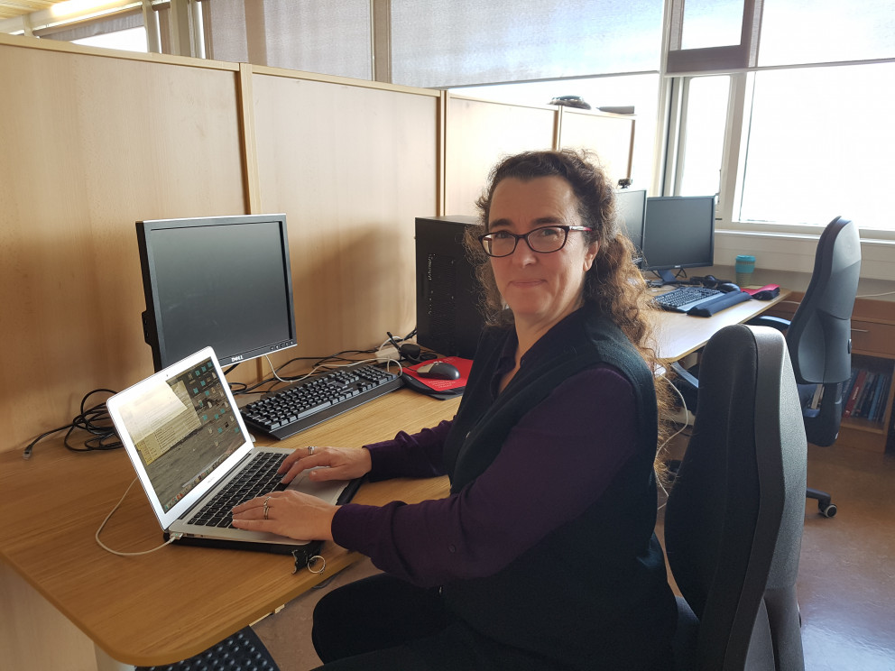 Dr Georgette Leah Burns