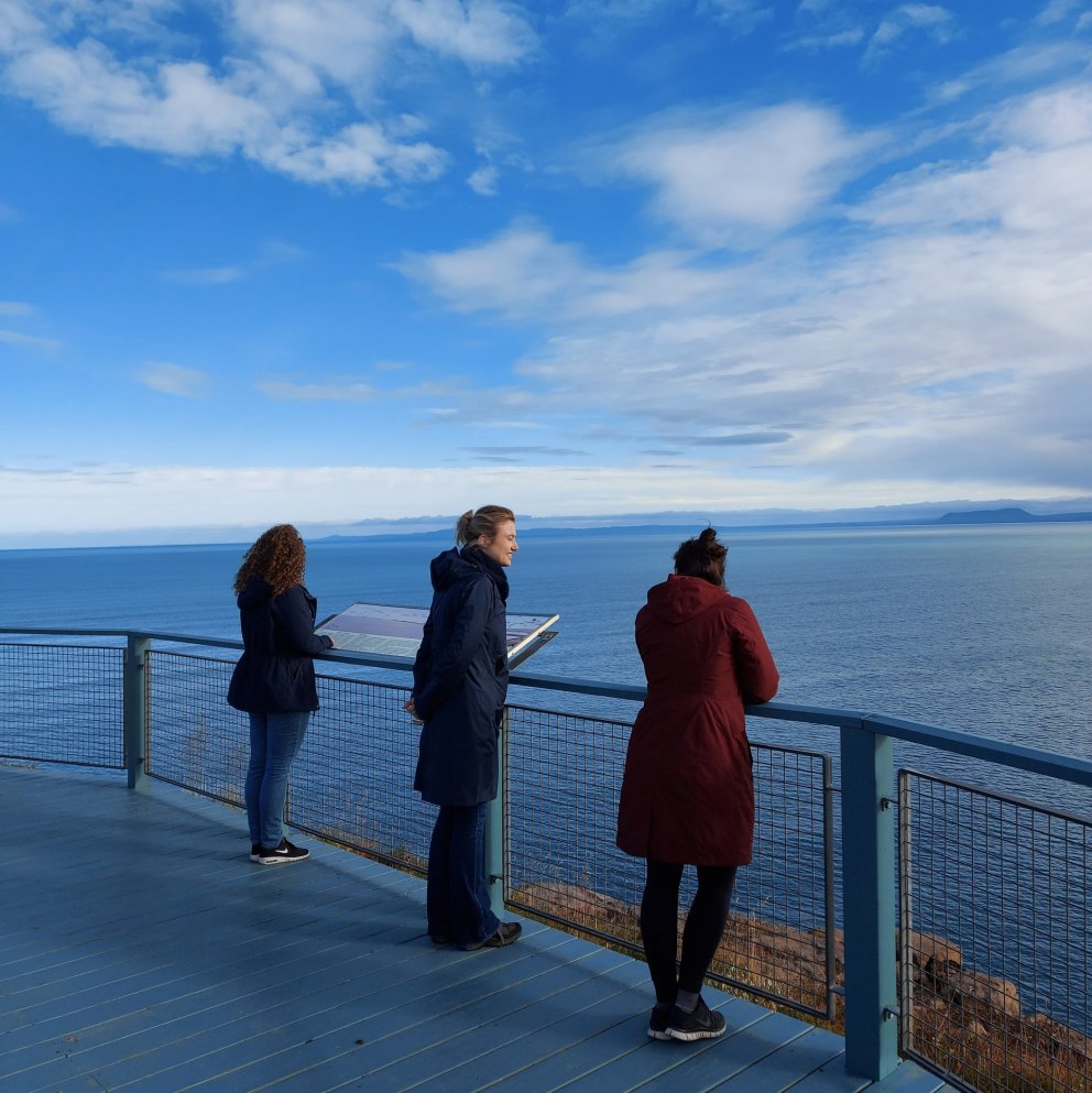 Anneke, Minke & Sascha overlooking Öxarfjörður, North Iceland