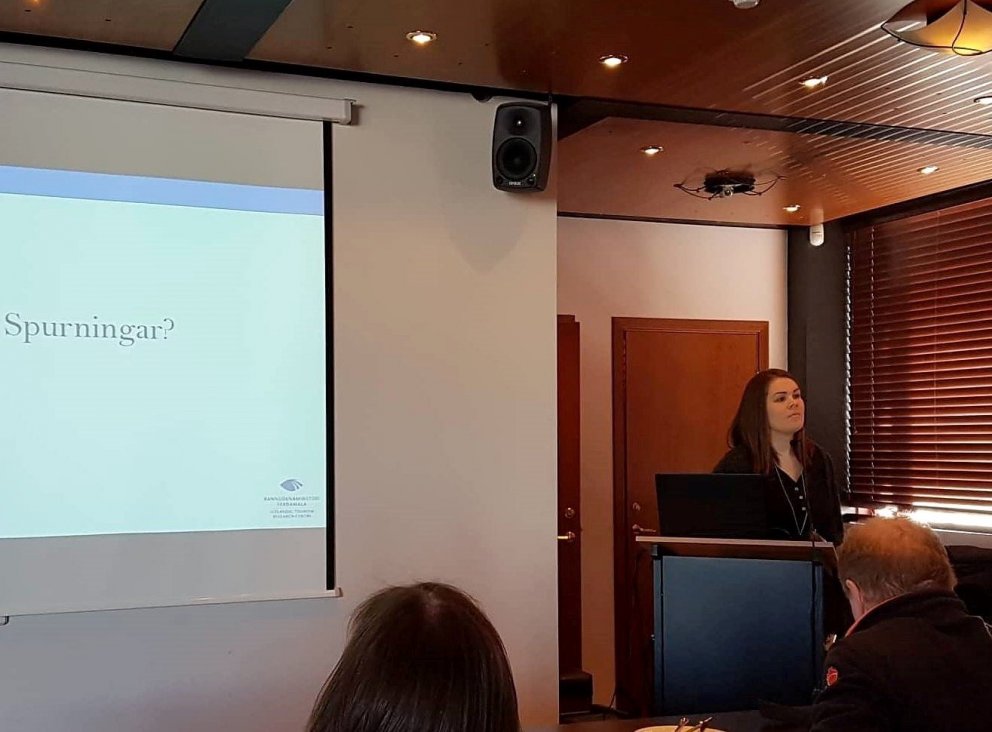 Elísabet Ögn Jóhannsdóttir í ræðustóli