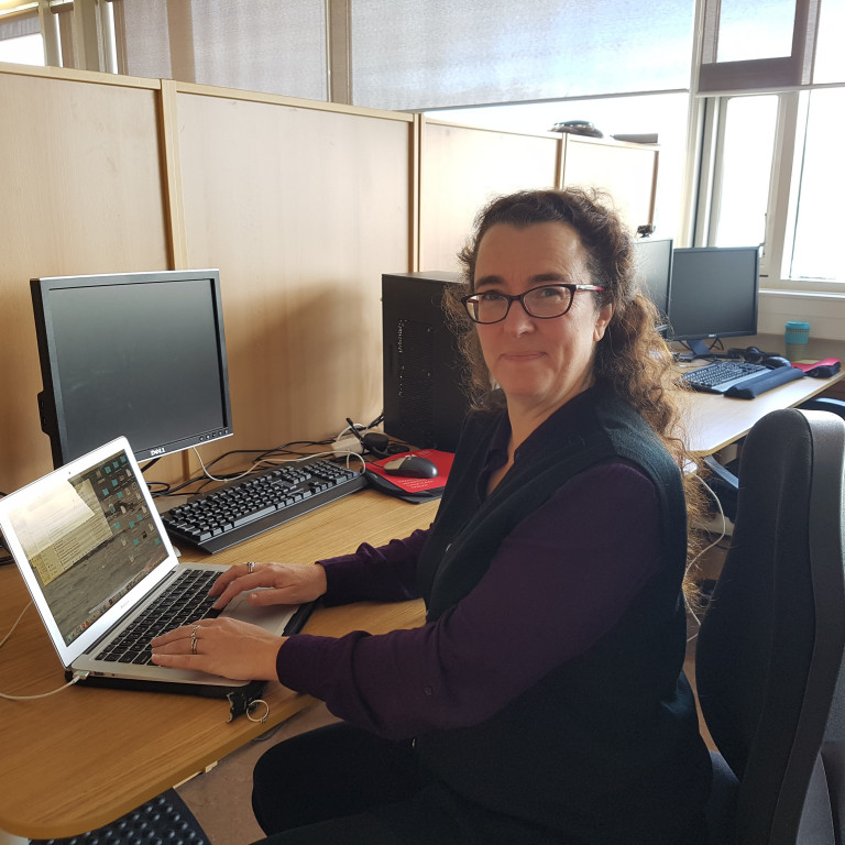 Dr Georgette Leah Burns